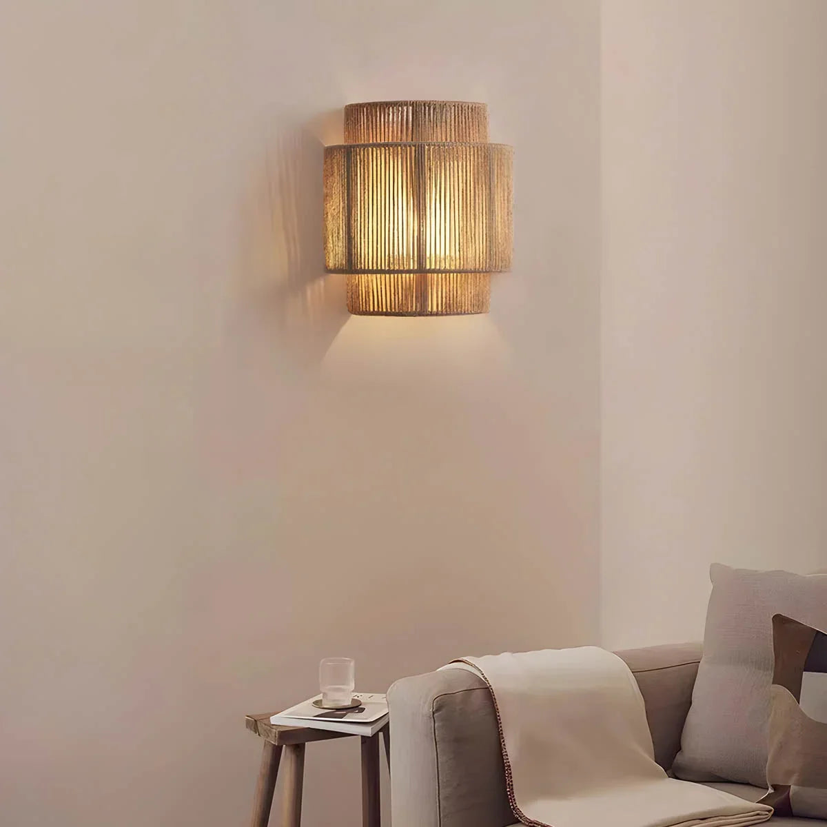 Pinemont Livine Lamp-Welvere
