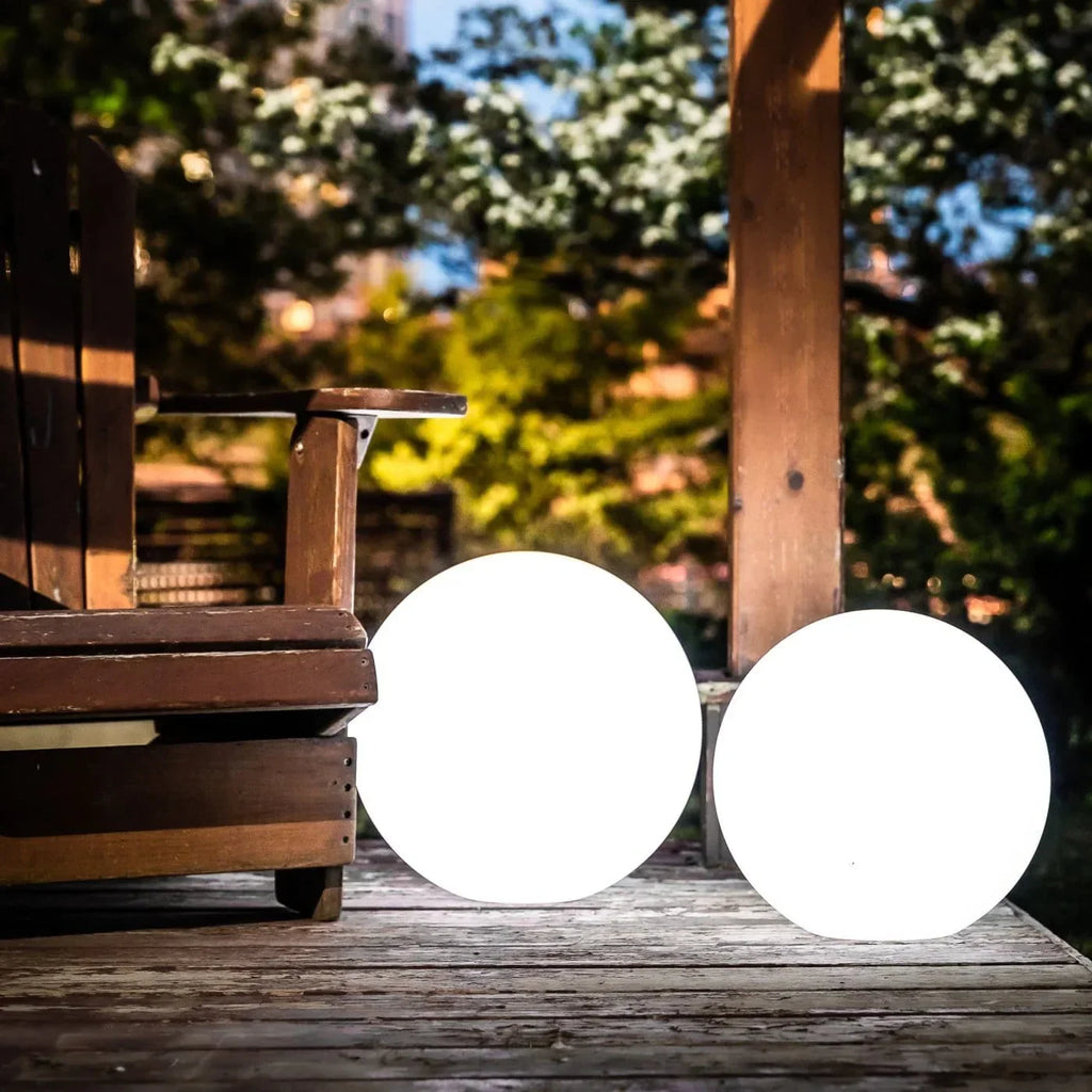 Rechargeable Globe Light with Remote, 16 Colours, 100 Lumens
