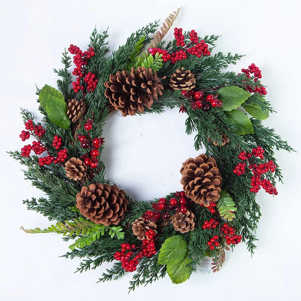Red Berry Christmas Wreath, 17.7-inch Diameter