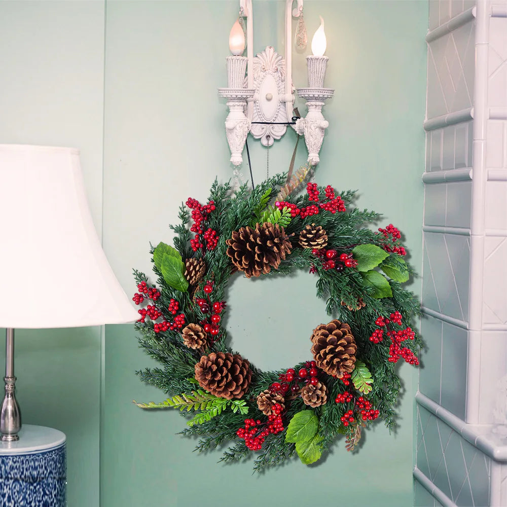 Red Berry Christmas Wreath, 17.7-inch Diameter