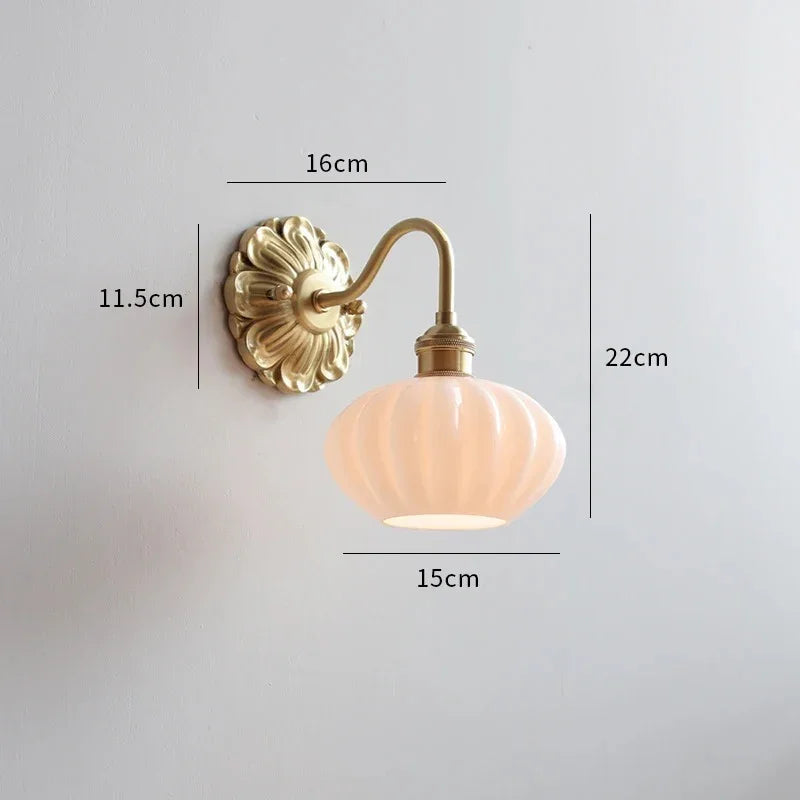Riley Alva Lamp-Welvere