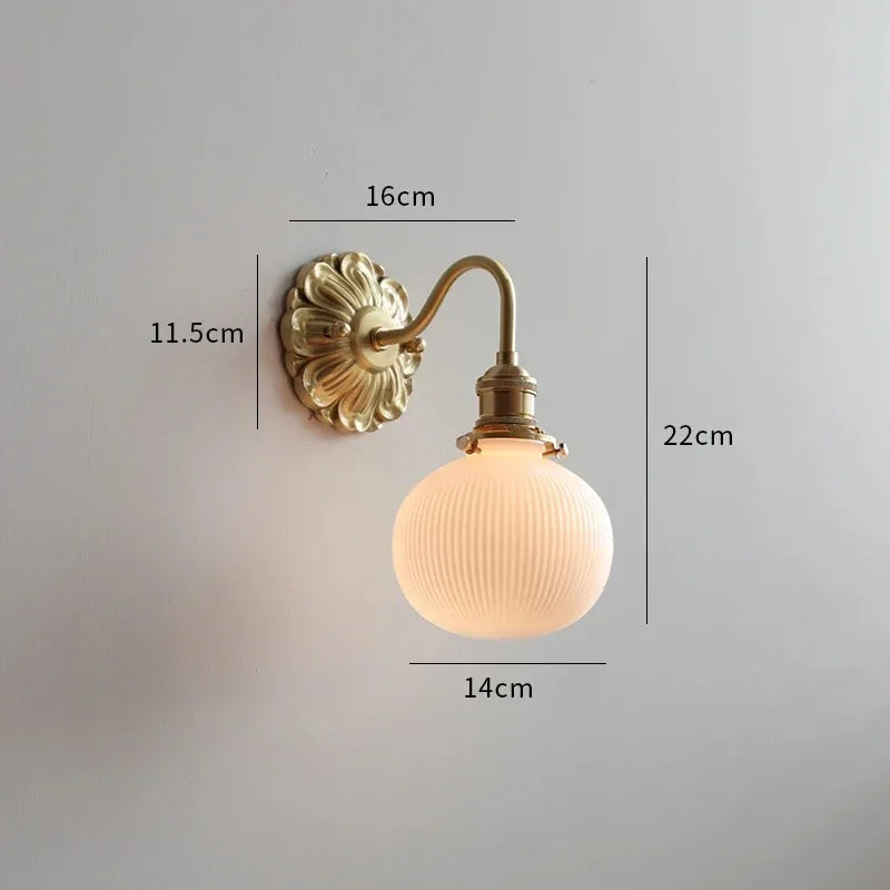 Riley Alva Lamp-Welvere