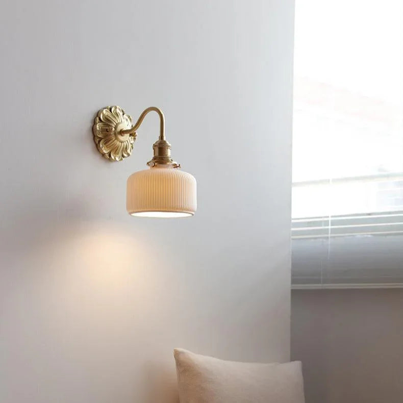 Riley Alva Lamp-Welvere