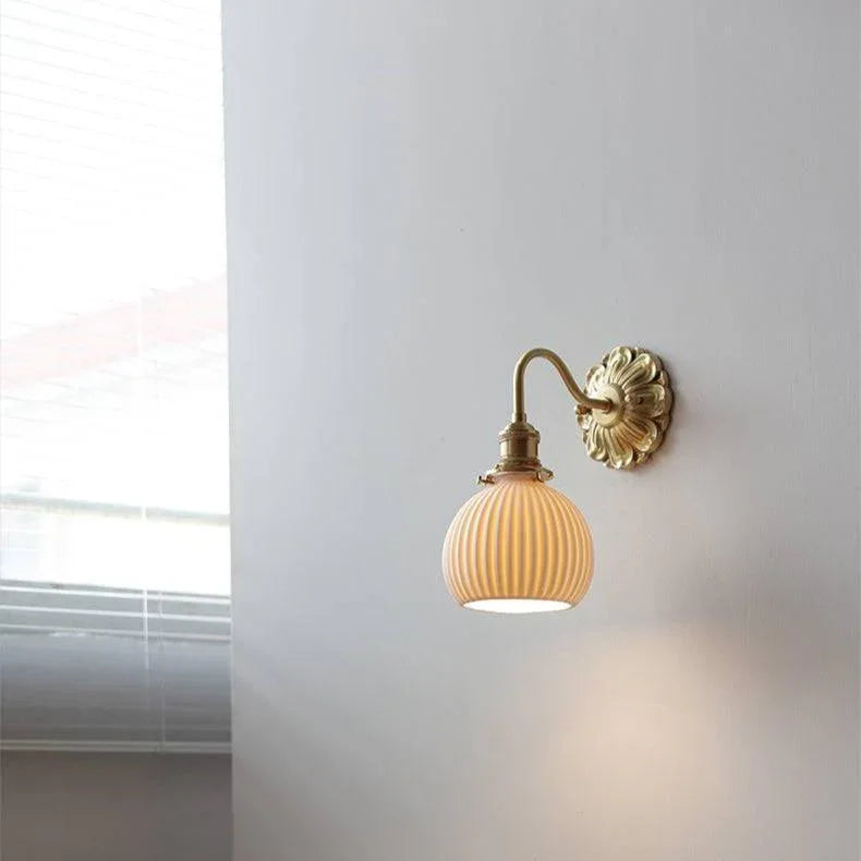 Riley Alva Lamp-Welvere