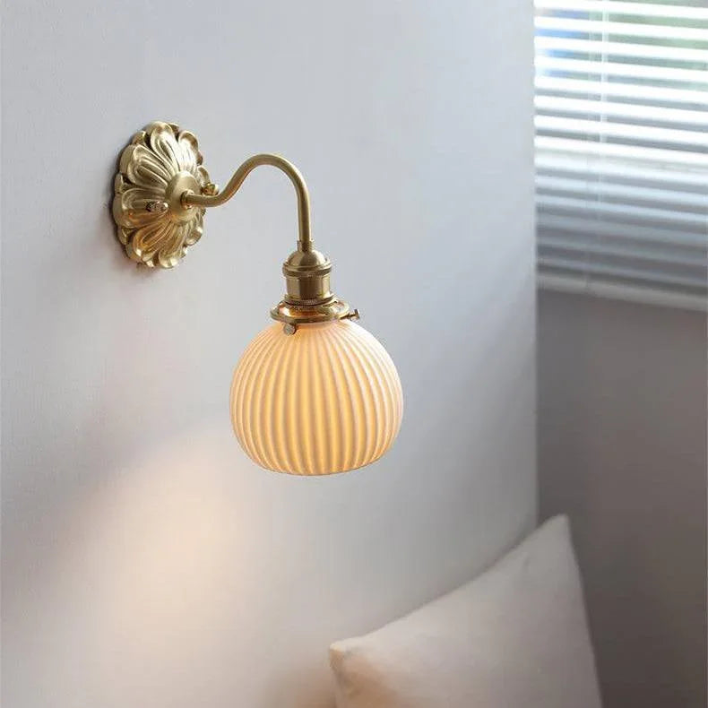 Riley Alva Lamp-Welvere