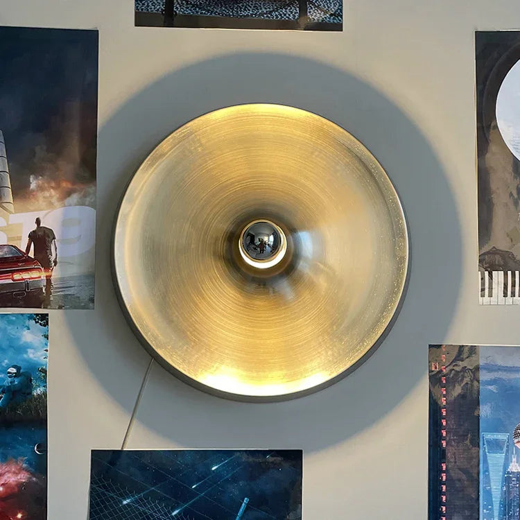 Rivero Livine and Ceiling Light-Welvere