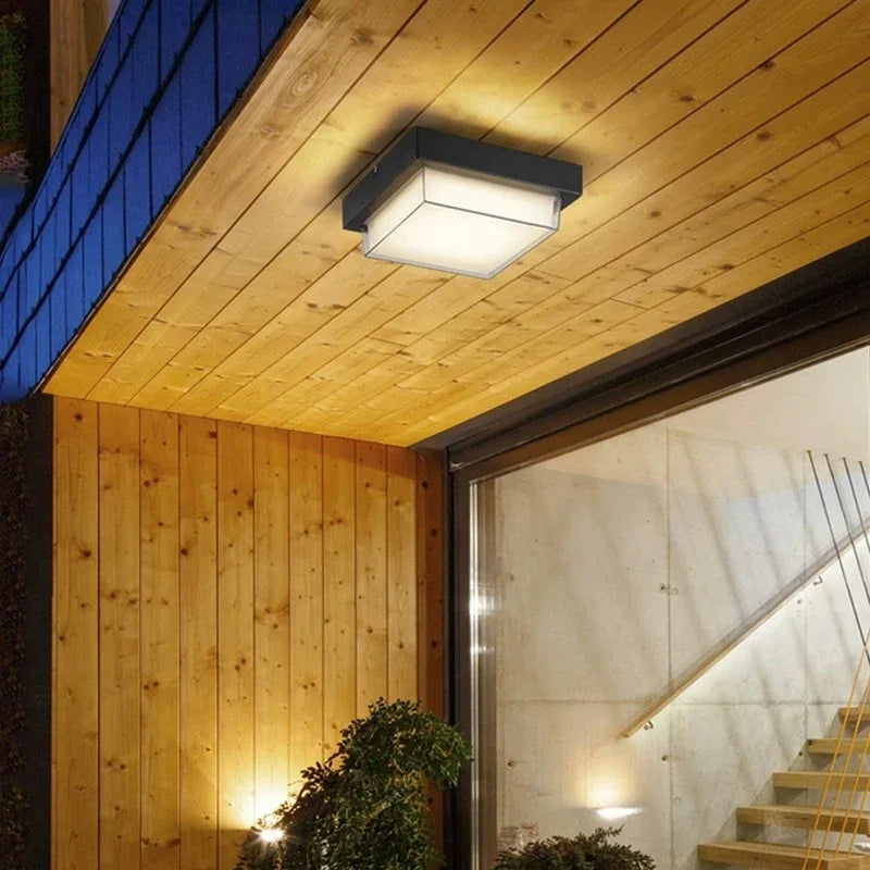 Rolfor Outdoor Light-Welvere