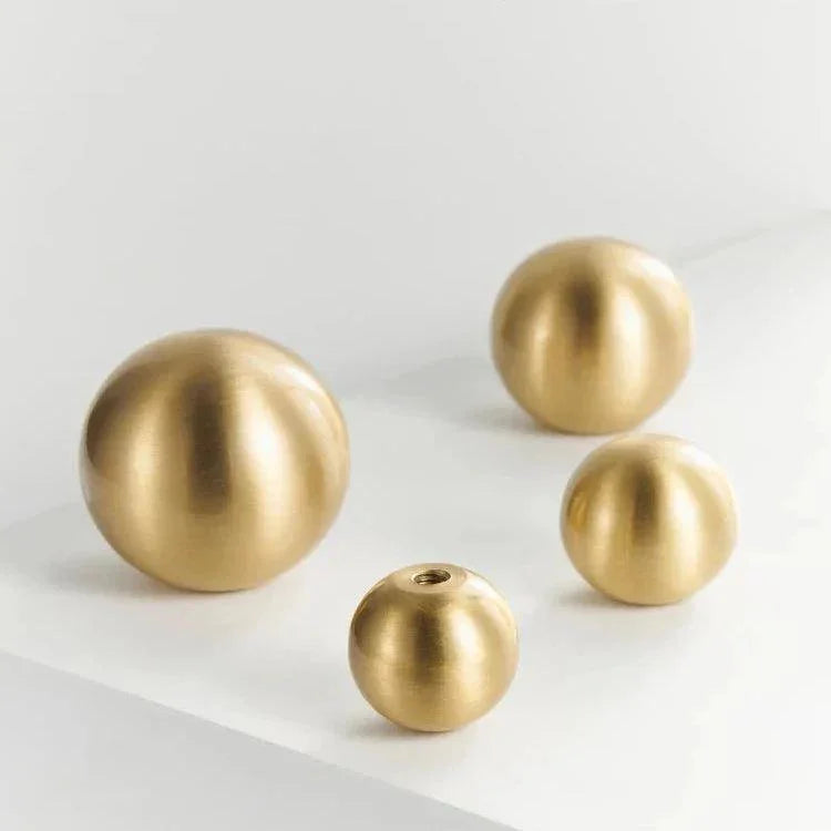 Rolfur Alva Pinebrook Ball Knobs-Welvere
