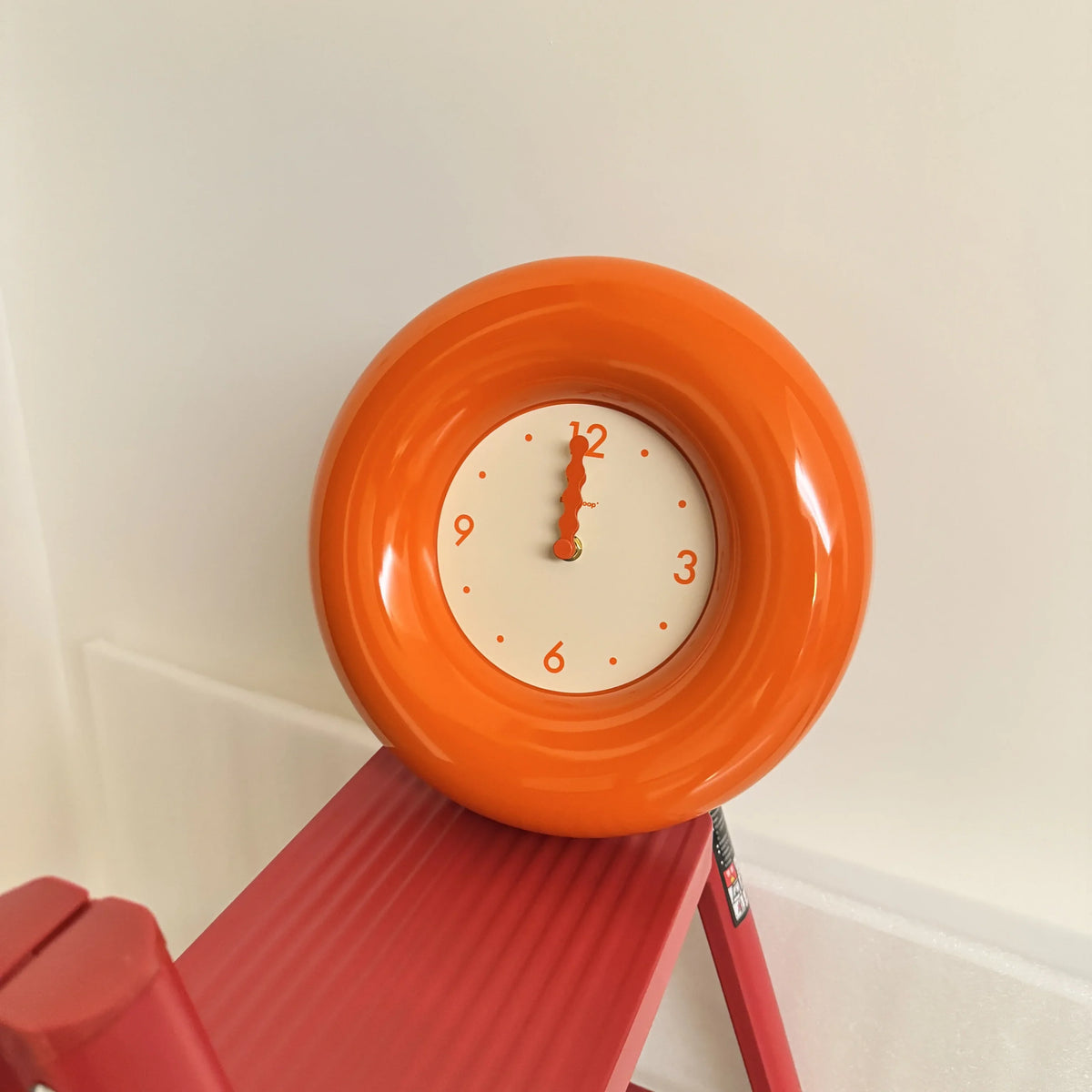 Rosian Livine Clock-Welvere