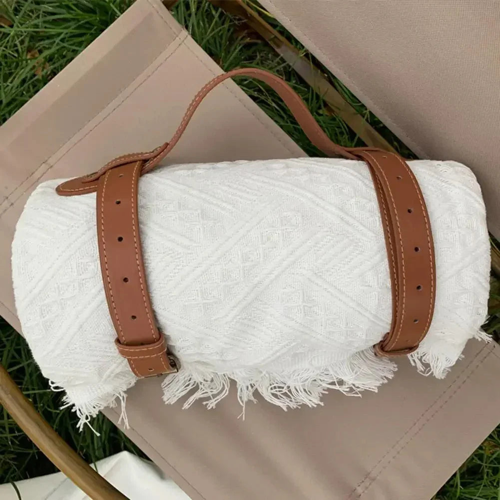 Rosio Picnic Blanket with Strap-Welvere