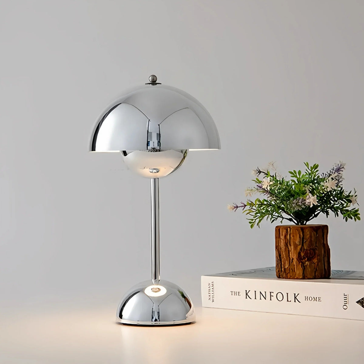 Signia Chrome Table Lamp-Welvere