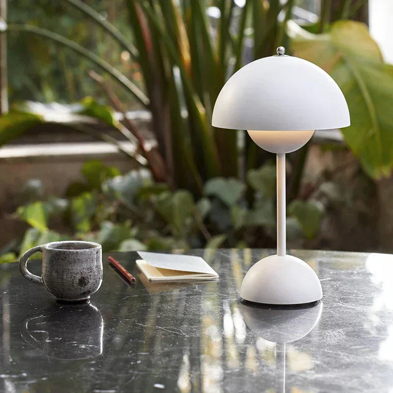 Signia Table Lamp-Welvere