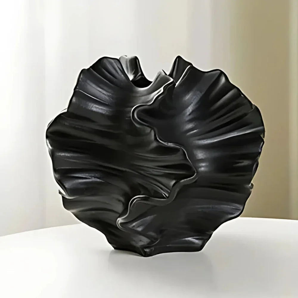 Silisse Rolfis Ashhurst Vase-Welvere