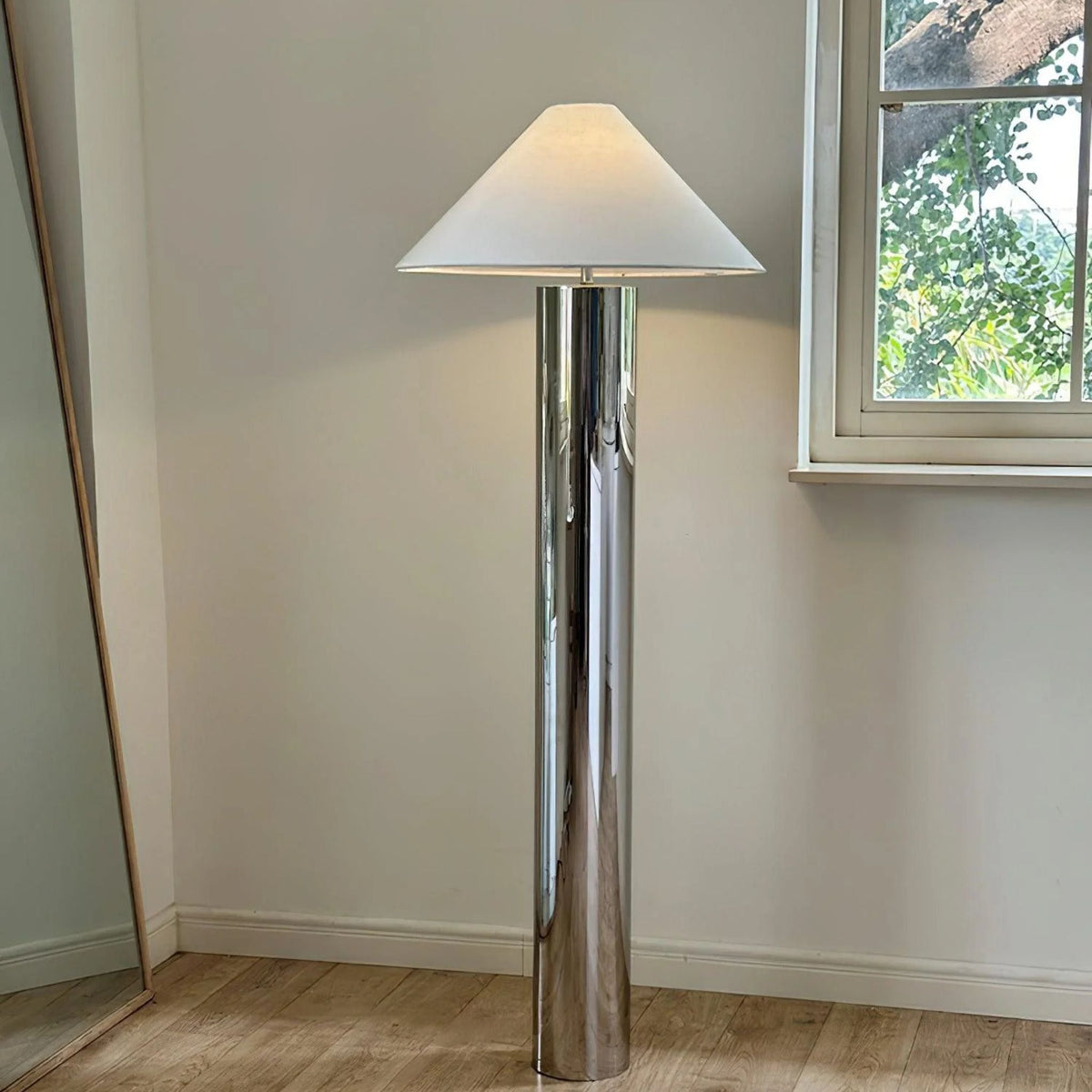 Tate Floor Lamp-Welvere
