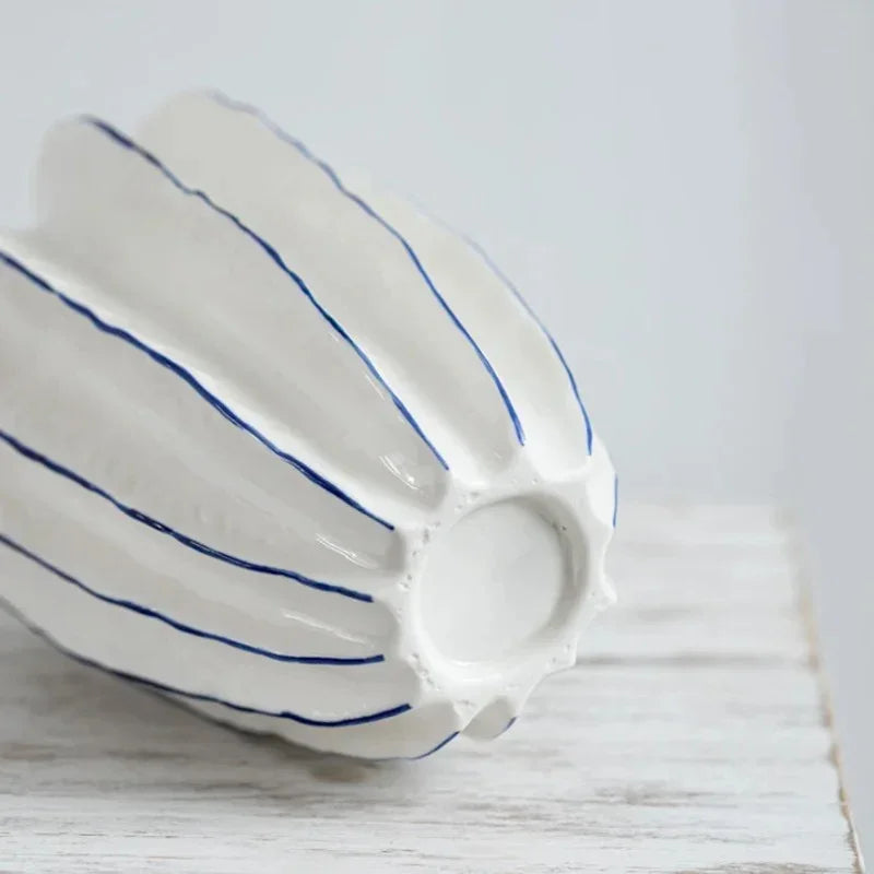 Thoraen Ashhurst Vase-Welvere