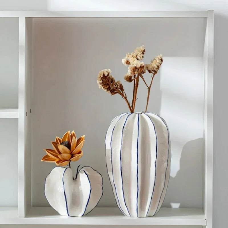 Thoraen Ashhurst Vase-Welvere