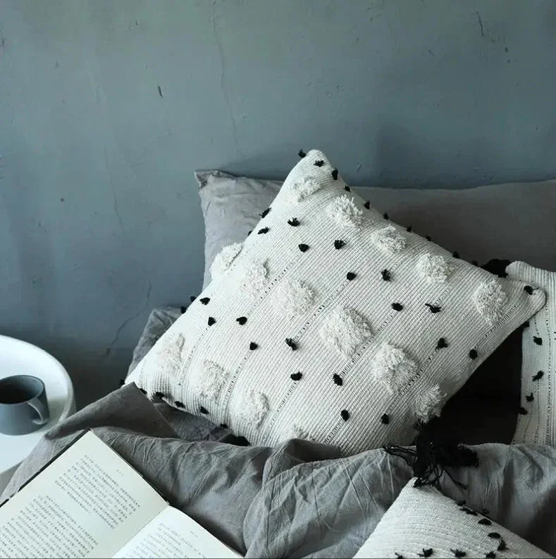 Thoraia Cushion Cover-Welvere