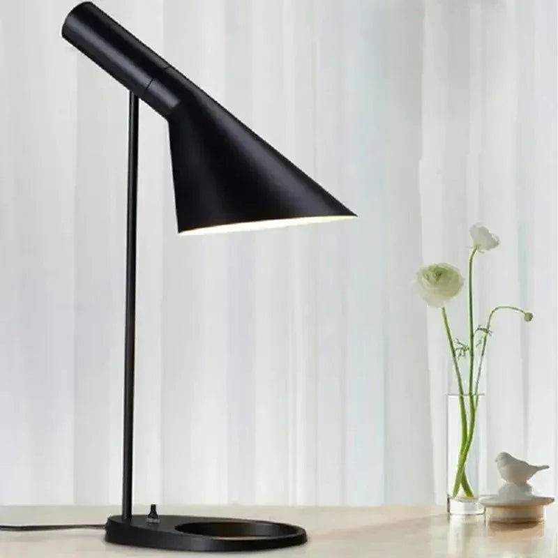 Tore Desk Lamp-Welvere