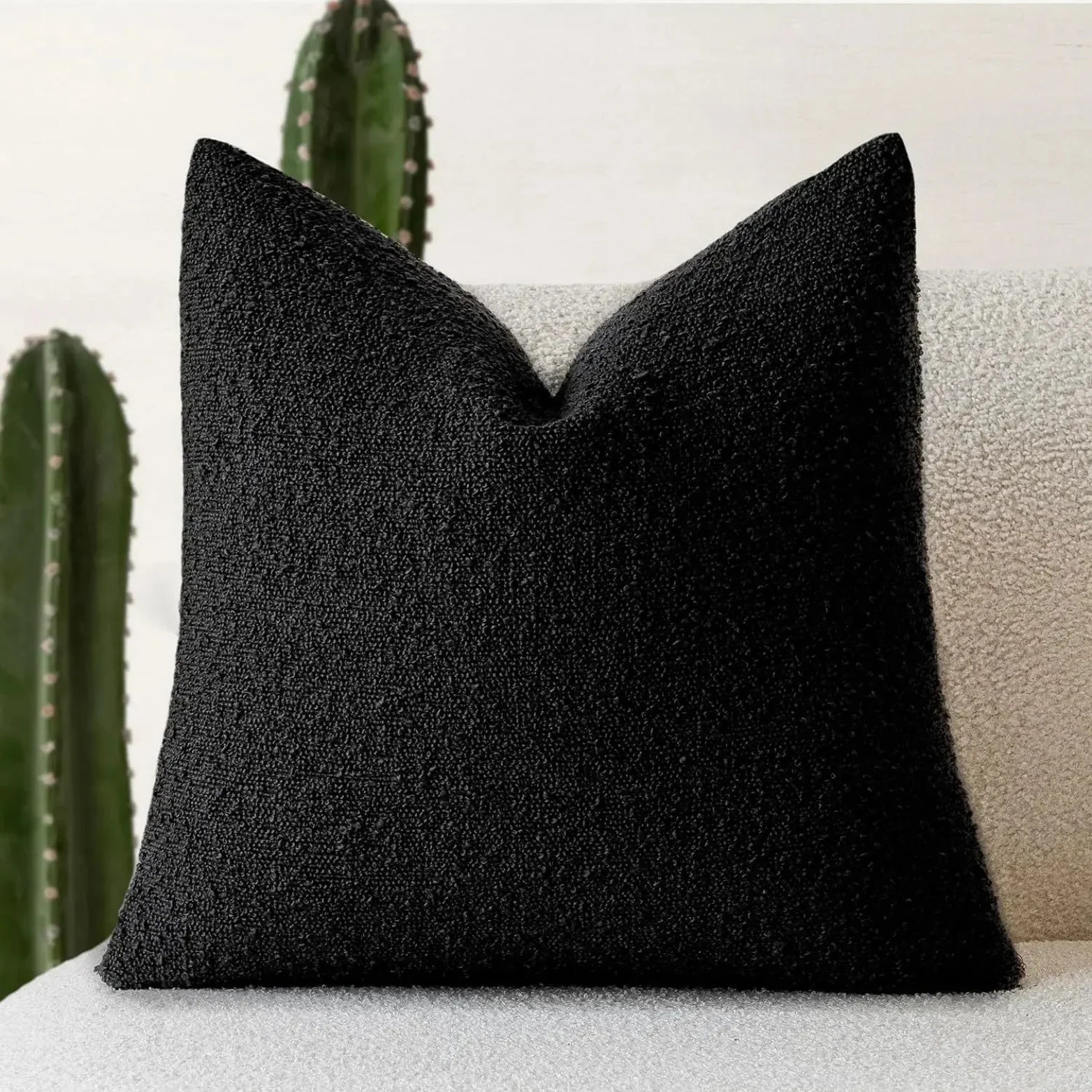 Torin Cushion-Welvere