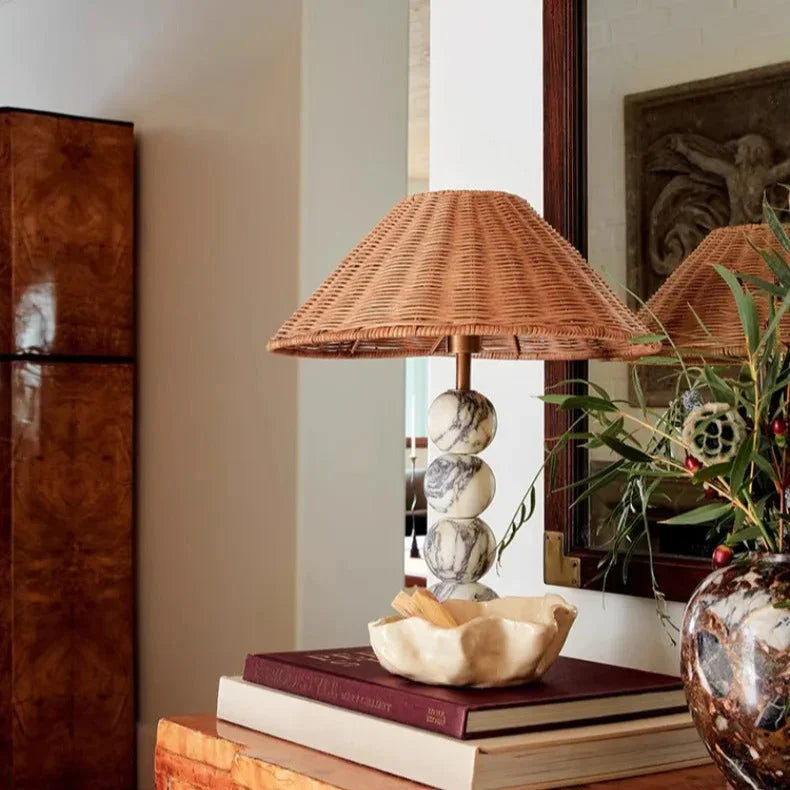 Ulfin Valeford Table Lamp-Welvere