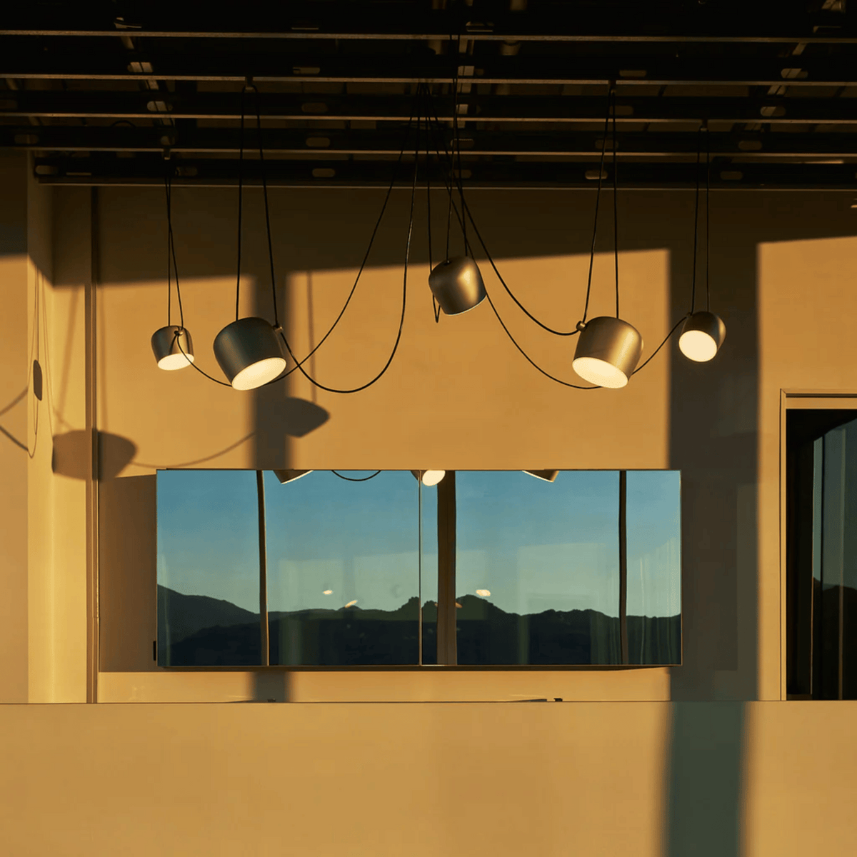 Valemont Pendant Light-Welvere
