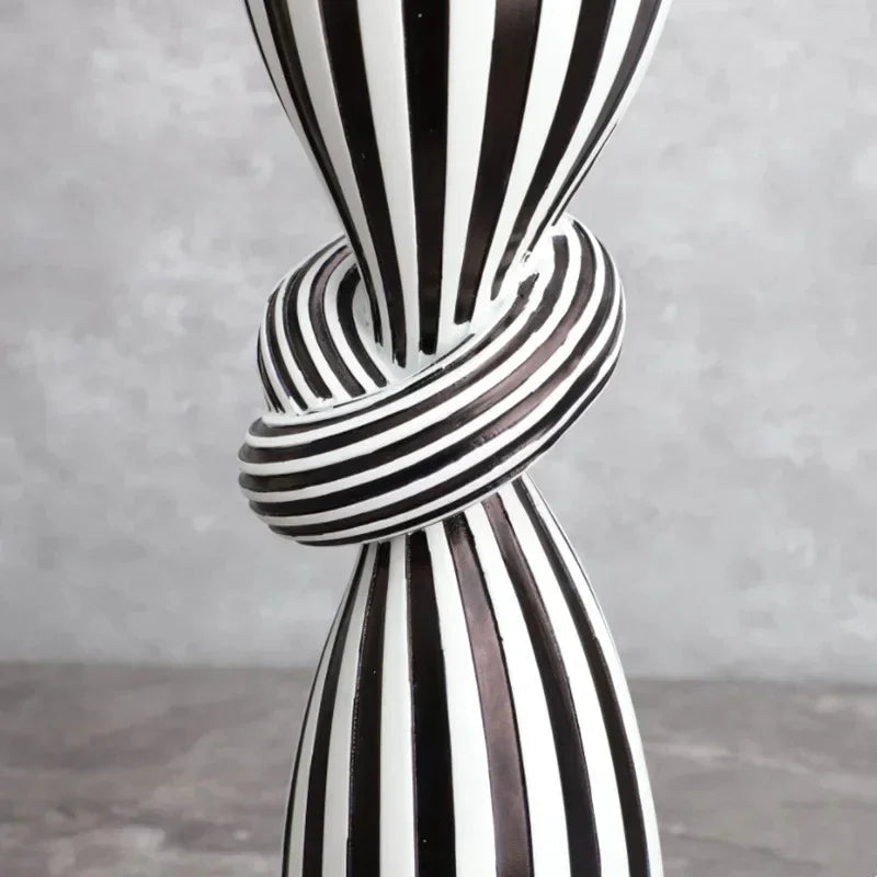 Valemont Striped Candle Holder-Welvere