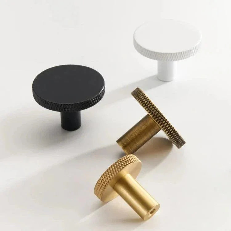 Valina Solid Alva Knobs and Handles-Welvere