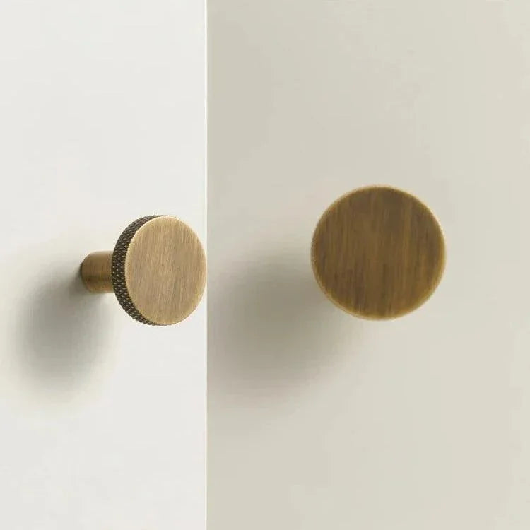 Valina Solid Alva Knobs and Handles-Welvere