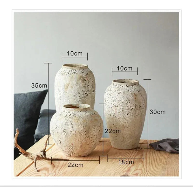 Vinine Vase-Welvere