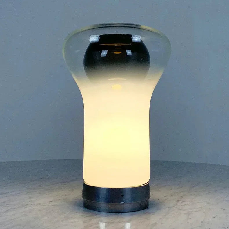 Vinus LED Table Lamp-Welvere