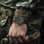 Men’s Rugged Outdoor Watch - Waterproof Stainless Steel, Military-Style, 100m, view 6