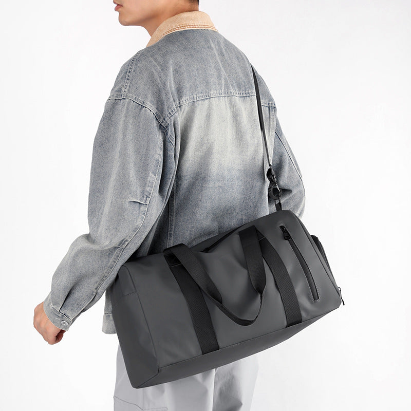 Waterproof Gym Duffel Bag with Zipped Pocket and Detachable Strap
