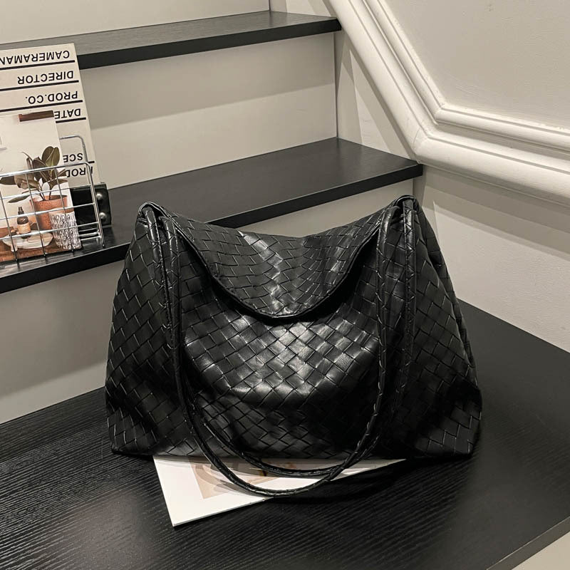 Woven Leather Hobo Bag with Braided Design and Soft Shoulder Handles