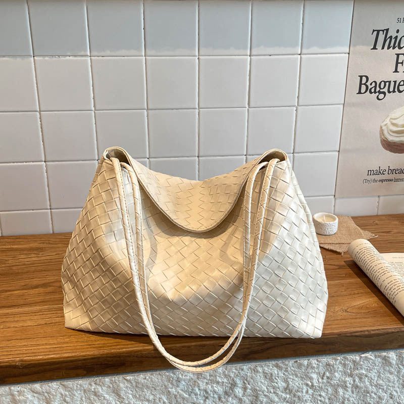 Woven Leather Hobo Bag with Braided Design and Soft Shoulder Handles