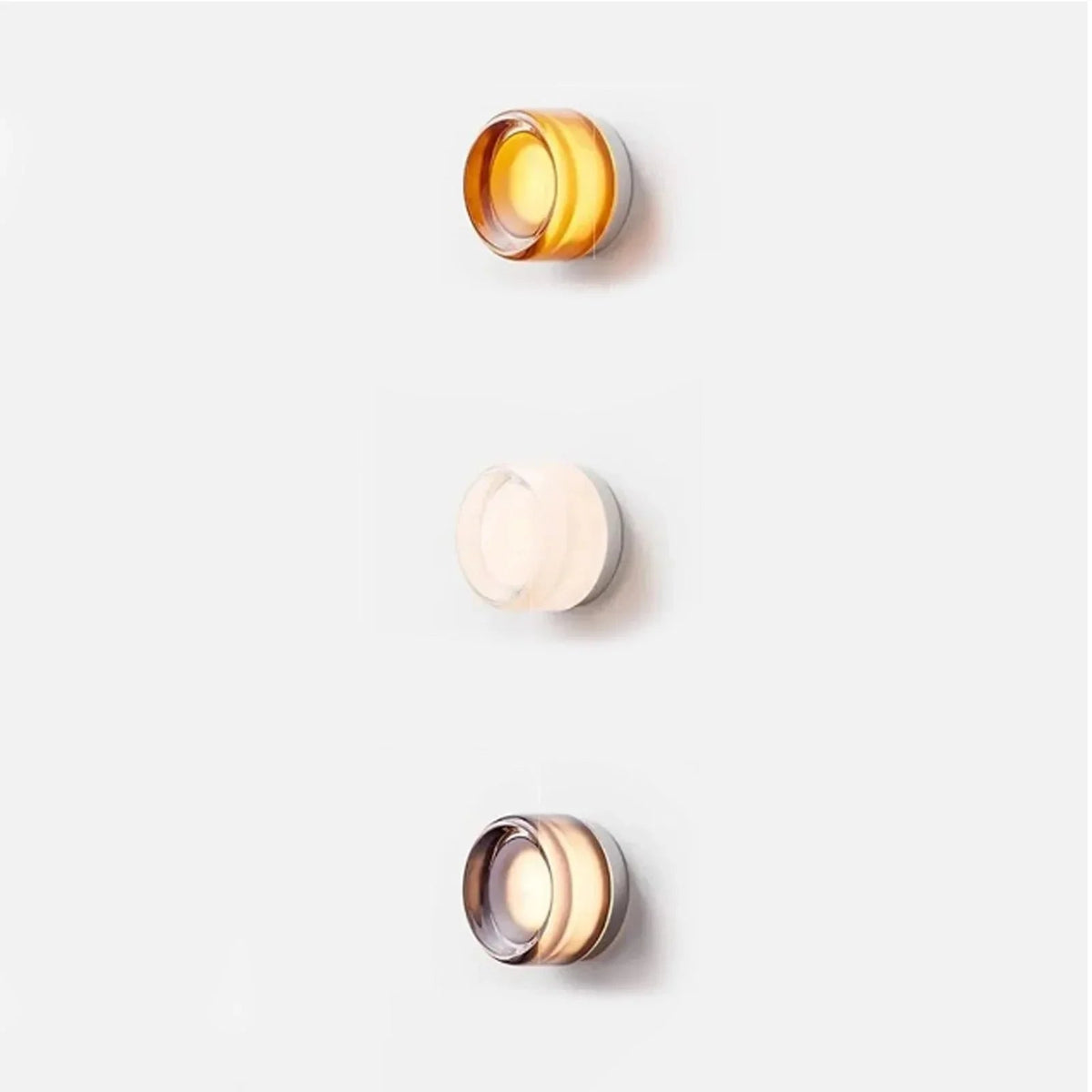Wyatt Livine Lamp-Welvere