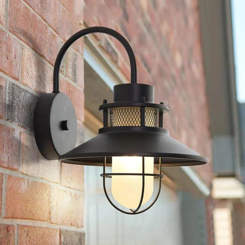 Wyatt Sunbrook Outdoor Livine Light-Welvere