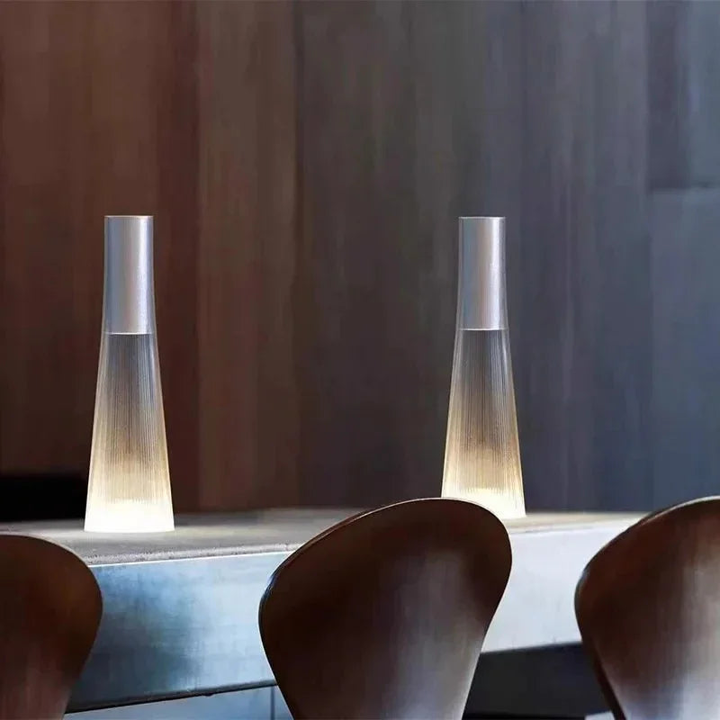 Wyatt Wireless Table Lamp-Welvere