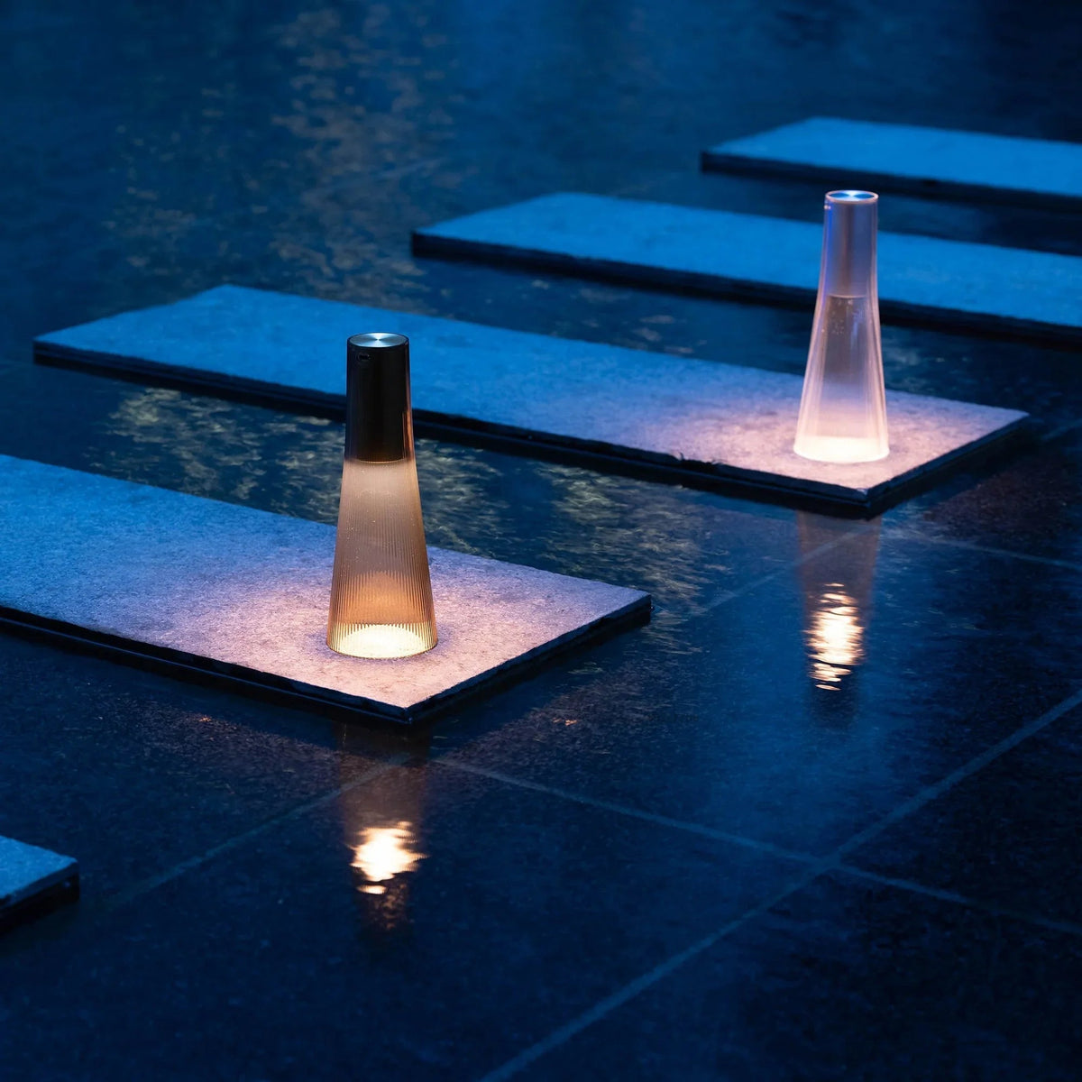 Wyatt Wireless Table Lamp-Welvere