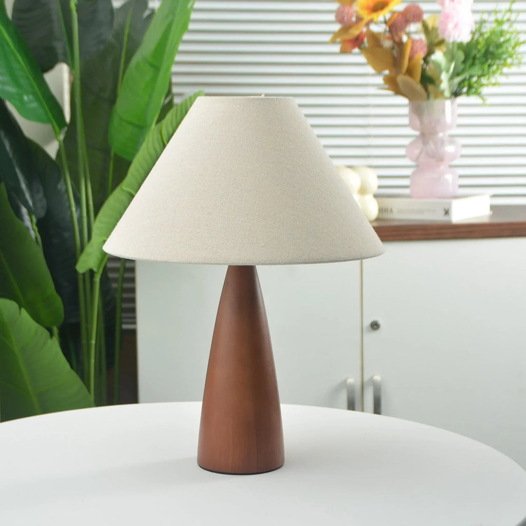 Ylvaia Solid Wood Table Lamp-Welvere