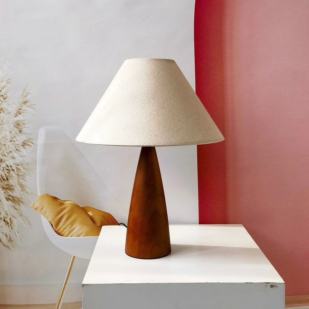 Ylvaia Solid Wood Table Lamp-Welvere