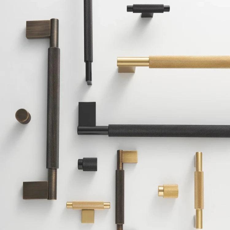 Ylvaor Knurled Handle-Welvere