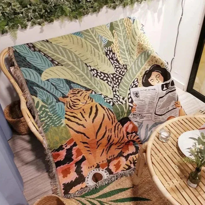 Ylvaor Throw Blanket-Welvere