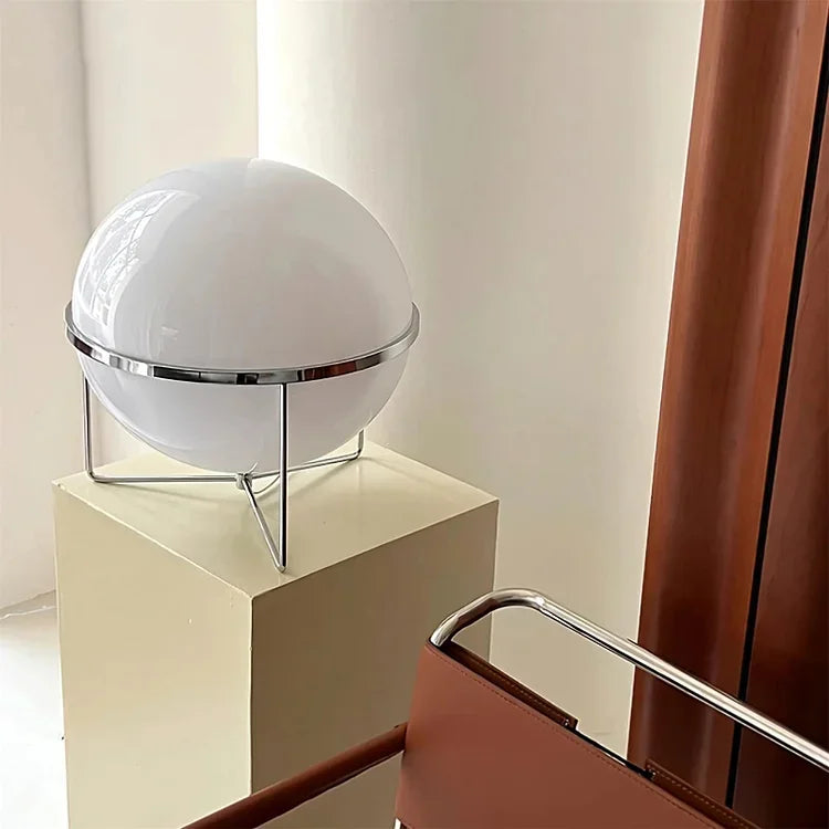 Yngveia Table Lamp-Welvere
