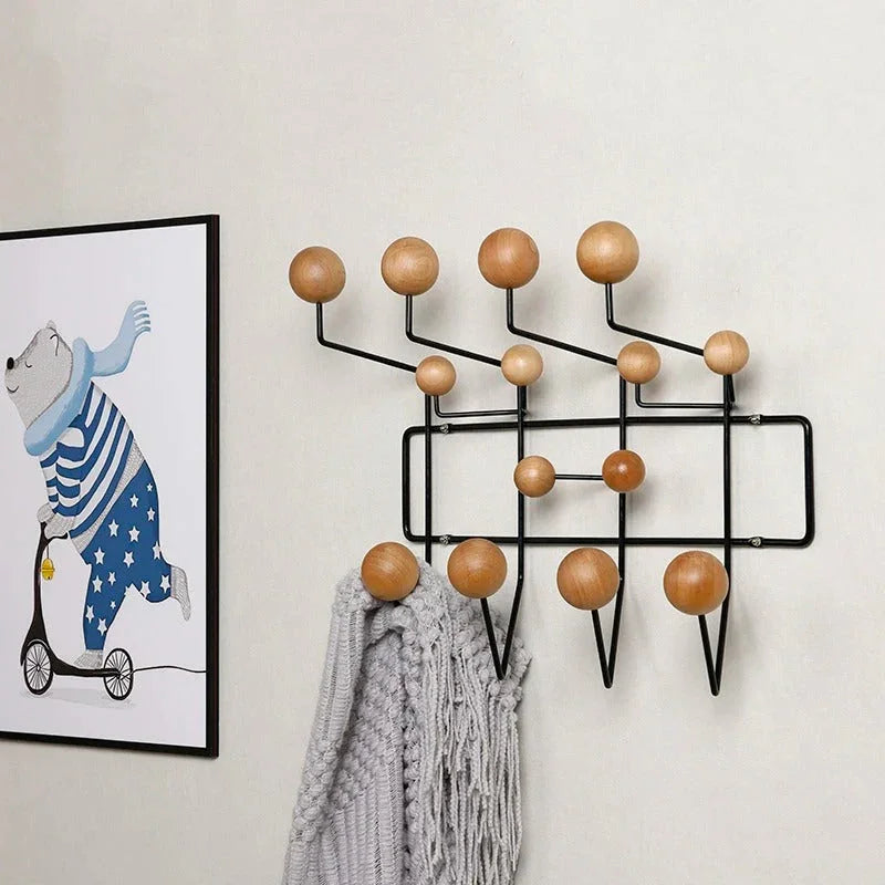 Yngvein It All Coat Hanger-Welvere