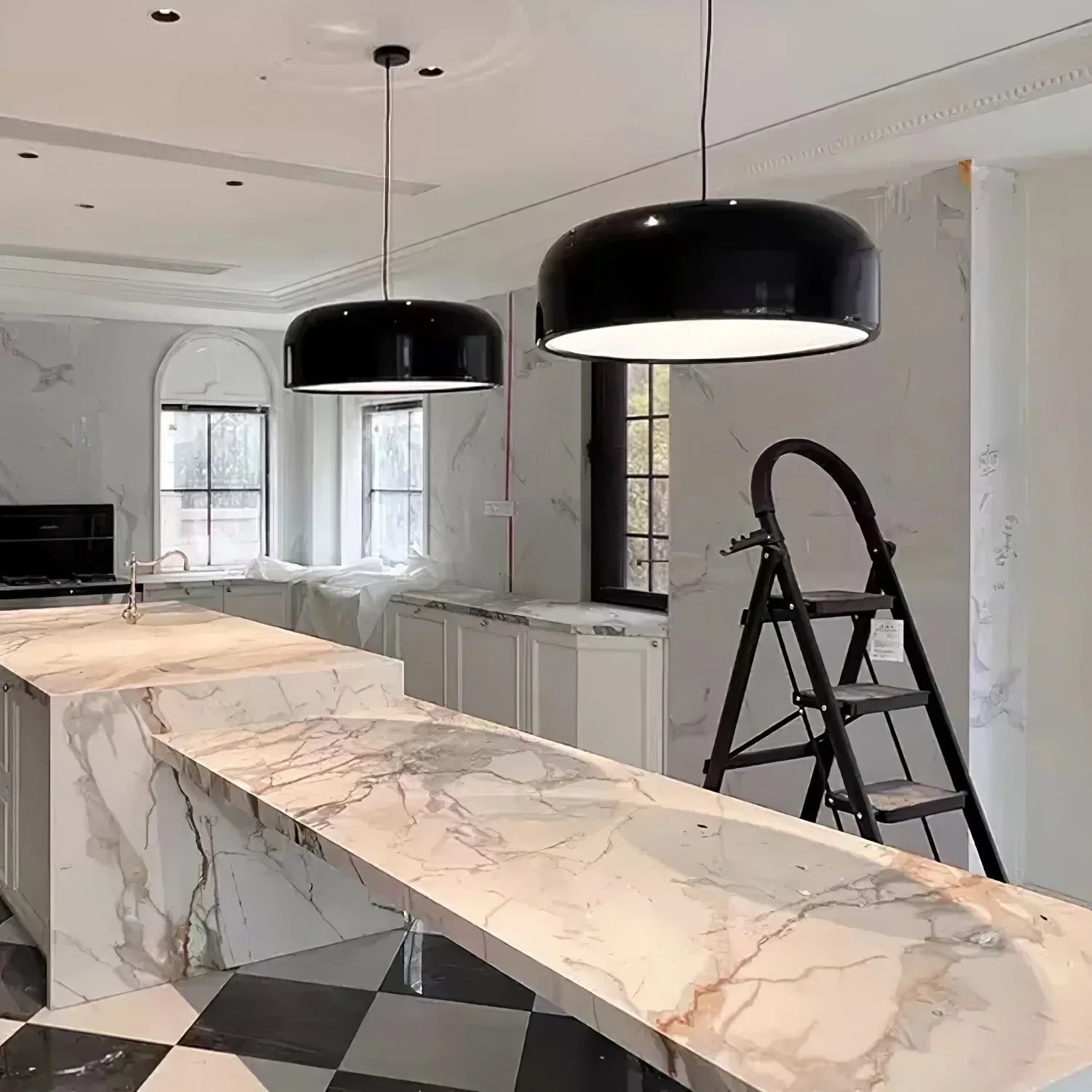 Yngveur Pendant Light-Welvere